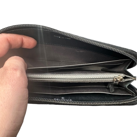 Authentic CHANEL Precious Symbols Black Patent Quilted Leather Zippy Wallet - Picture 9 of 16